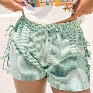 Lisa Says Gah Ella Tie Shorts in Large Striped Womens Boxers